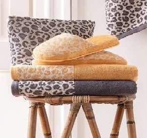 OI-19-190-1-390-Wild-neceser-gris